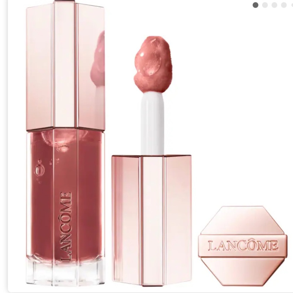 Lancôme 
Lip Idole JuicyTreat Hydrating Lip Gloss 60 million dollar baby  new